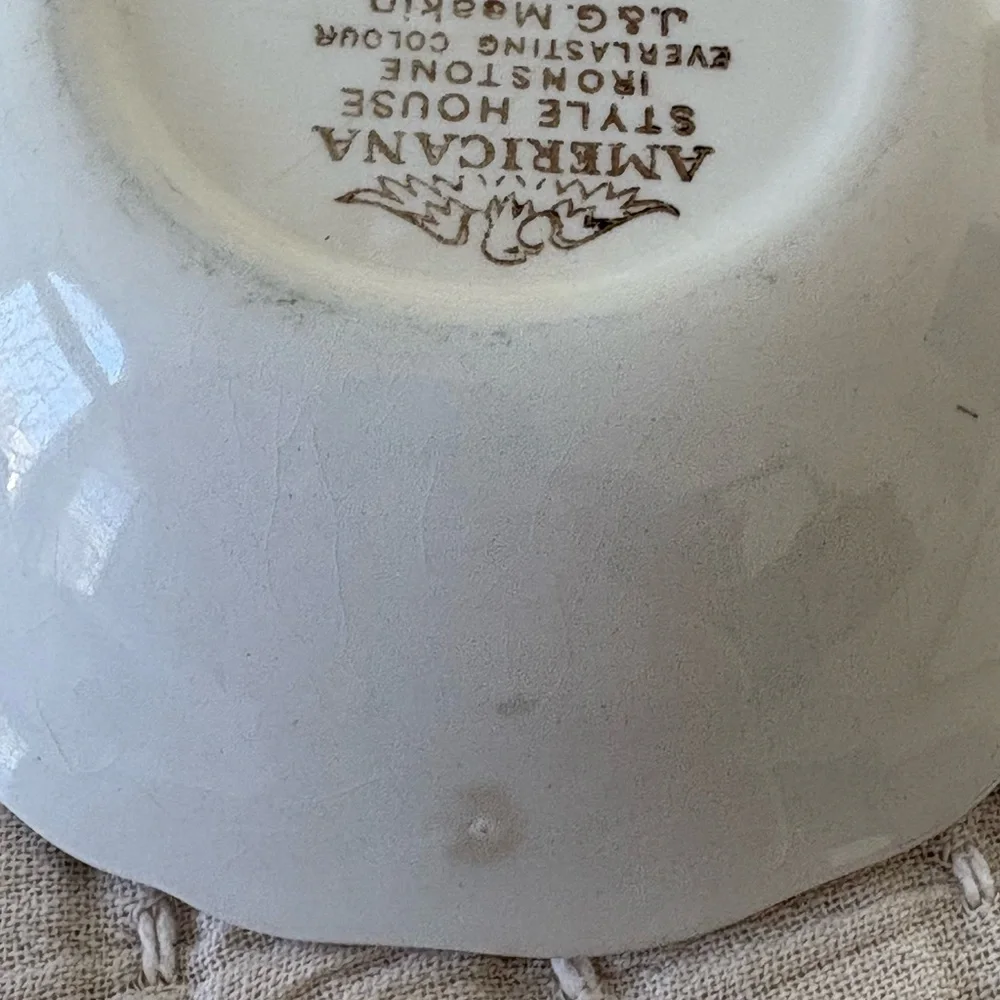 J&G‎ Meakin Americana Style House Ironstone 4 pcs Transferware Set Brown White